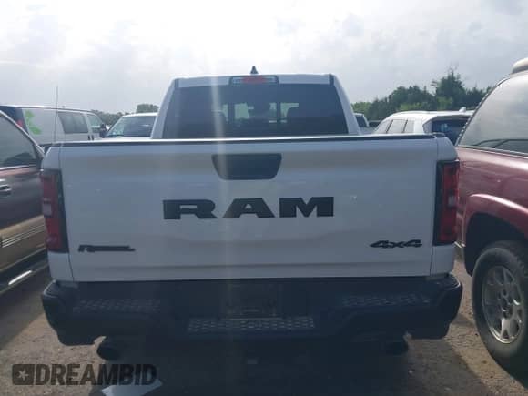 2025 Ram 1500 Rebel z VIN 1C6SRFLP1SN576994, wystawiony jako IAAI lot #42767833 z przebiegiem 26 955 mil mil oraz . Historia ofert i sprzedaży dostępna na DreamBid. Obrazek 16.