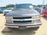 1999 Chevrolet Suburban с VIN 1GFNK16RXXJ446801, выставлен на аукционе IAAI как лот 42412825 с пробегом 210 449 миль миль и . История ставок и продаж доступна на DreamBid. Изображение 6.
