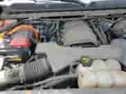 2018 Chevrolet Silverado 1500 LT z VIN 3GCUCRER5JG348183, wystawiony jako Copart lot #59238345 z przebiegiem 61 925 mil mil oraz Szkoda całkowita • Salvage title. Historia ofert i sprzedaży dostępna na DreamBid. Obrazek 13.