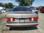 1988 Mercedes-Benz 300 с VIN WDBCA24D6JA423677, выставлен на аукционе Copart как лот 68259724 с пробегом 233 975 миль миль и Списание • Salvage title. История ставок и продаж доступна на DreamBid. Изображение 6.