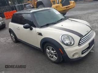2012 MINI Hardtop with VIN WMWSU3C57CT257307, listed as a IAAI auction lot 43443166 with 108,103 mi miles and . Bid and sale history available at DreamBid. Image 1.