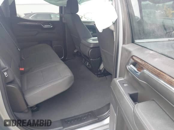 2024 GMC Sierra 1500 SLE with VIN 1GTUUBED0RZ149076, listed as a IAAI auction lot 42879830 with 40,579 mi miles and . Bid and sale history available at DreamBid. Image 8.