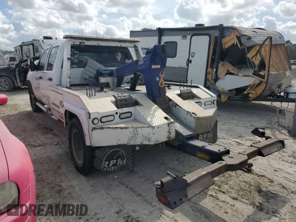 2011 Chevrolet Silverado 3500 с VIN 1GB4C0CG5BF130152, выставлен на аукционе Copart как лот 67694674 с пробегом Не указан миль и Списание • Salvage title. История ставок и продаж доступна на DreamBid. Изображение 2.