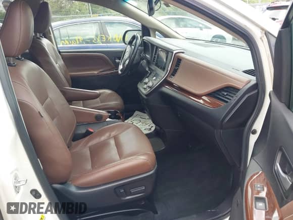 2015 Toyota Sienna XLE с VIN 5TDYK3DC3FS529256, выставлен на аукционе IAAI как лот 42172570 с пробегом 163 725 миль миль и . История ставок и продаж доступна на DreamBid. Изображение 5.