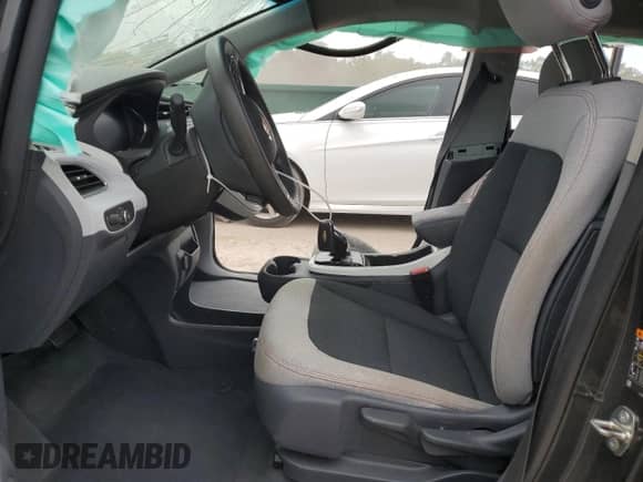 2020 Chevrolet Bolt EV LT z VIN 1G1FW6S05L4129284, wystawiony jako Copart lot #65922673 z przebiegiem 21 624 mil mil oraz . Historia ofert i sprzedaży dostępna na DreamBid. Obrazek 7.