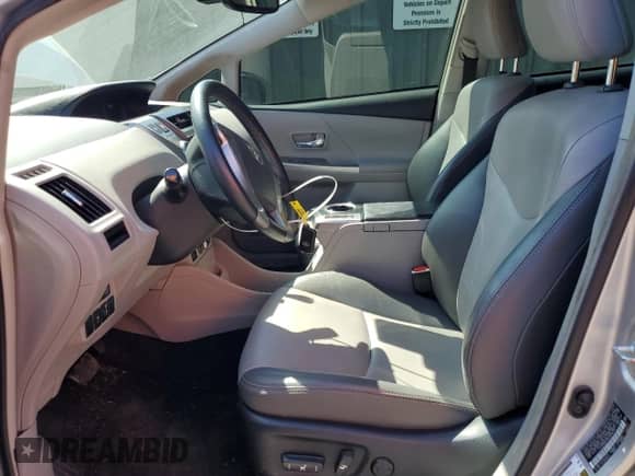 2016 Toyota Prius Two z VIN JTDZN3EU0GJ048723, wystawiony jako Copart lot #71418615 z przebiegiem 129 365 mil mil oraz Szkoda całkowita • Salvage title. Historia ofert i sprzedaży dostępna na DreamBid. Obrazek 7.