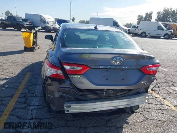 2019 Toyota Camry LE с VIN 4T1B11HK2KU715449, выставлен на аукционе IAAI как лот 43495656 с пробегом 82 639 миль миль и . История ставок и продаж доступна на DreamBid. Изображение 17.