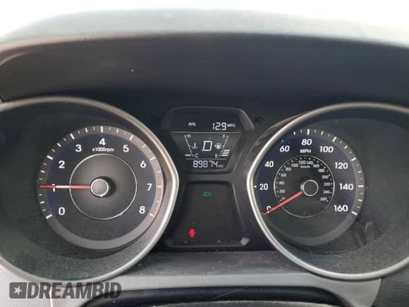 2014 Hyundai Elantra SE с VIN 5NPDH4AE5EH516277, выставлен на аукционе Copart как лот 86787325 с пробегом 89 874 миль миль и Списание • Salvage title. История ставок и продаж доступна на DreamBid. Изображение 9.