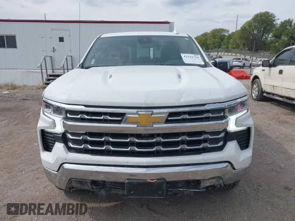 2022 Chevrolet Silverado 1500 LTZ z VIN 1GCUDGEL1NZ543894, wystawiony jako IAAI lot #43321718 z przebiegiem 46 763 mil mil oraz . Historia ofert i sprzedaży dostępna na DreamBid. Obrazek 12.