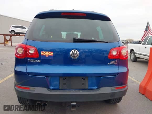 2009 Volkswagen Tiguan SE с VIN WVGBV75N39W000412, выставлен на аукционе IAAI как лот 41837518 с пробегом 93 333 миль миль и . История ставок и продаж доступна на DreamBid. Изображение 16.
