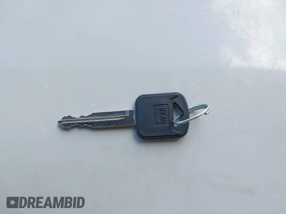 2006 Ford Econoline Cargo z VIN 1FTNS24W96DA75128, wystawiony jako IAAI lot #42181455 z przebiegiem 323 914 mil mil oraz . Historia ofert i sprzedaży dostępna na DreamBid. Obrazek 11.