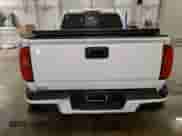2017 Chevrolet Colorado 4WD Z71 z VIN 1GCPTDE11H1309478, wystawiony jako Copart lot #82426955 z przebiegiem 175 538 mil mil oraz Szkoda całkowita • Salvage title. Historia ofert i sprzedaży dostępna na DreamBid. Obrazek 6.