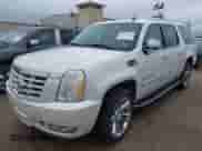 2007 Cadillac Escalade ESV с VIN 1GYFK66887R202024, выставлен на аукционе IAAI как лот 41841337 с пробегом 185 085 миль миль и . История ставок и продаж доступна на DreamBid. Изображение 2.
