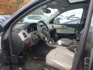 2011 Chevrolet Traverse LTZ z VIN 1GNKVLED4BJ316156, wystawiony jako IAAI lot #43477551 z przebiegiem Nie podano mil oraz . Historia ofert i sprzedaży dostępna na DreamBid. Obrazek 5.