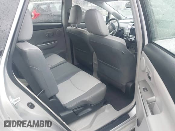 2015 Toyota Prius Two z VIN JTDZN3EU0FJ015719, wystawiony jako IAAI lot #42266197 z przebiegiem 56 400 mil mil oraz . Historia ofert i sprzedaży dostępna na DreamBid. Obrazek 8.