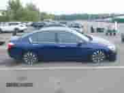 2015 Honda Accord Touring z VIN 1HGCR6F75FA014927, wystawiony jako IAAI lot #43268149 z przebiegiem 132 281 mil mil oraz . Historia ofert i sprzedaży dostępna na DreamBid. Obrazek 13.