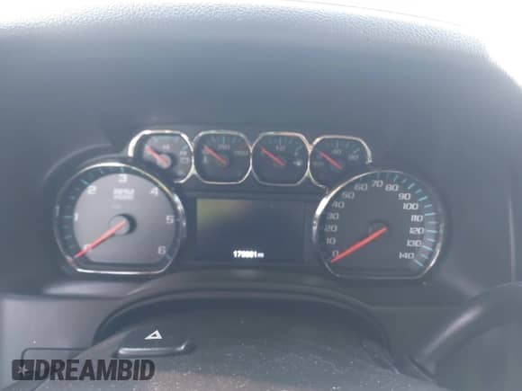 2018 Chevrolet Tahoe LT с VIN 1GNSCBKC7JR398413, выставлен на аукционе IAAI как лот 43235828 с пробегом 179 991 миль миль и . История ставок и продаж доступна на DreamBid. Изображение 7.
