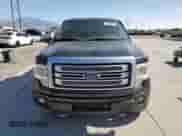 2013 Ford F-150 Platinum с VIN 1FTFW1EF3DFA60028, выставлен на аукционе Copart как лот 81399715 с пробегом 285 880 миль миль и Списание • Salvage title. История ставок и продаж доступна на DreamBid. Изображение 5.