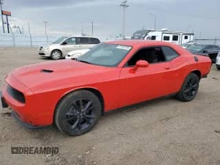 2020 Dodge Challenger SXT with VIN 2C3CDZGG5LH207173, listed as a Copart auction lot 57545795 with 39,920 mi miles and Salvage title. Bid and sale history available at DreamBid. Image 1.