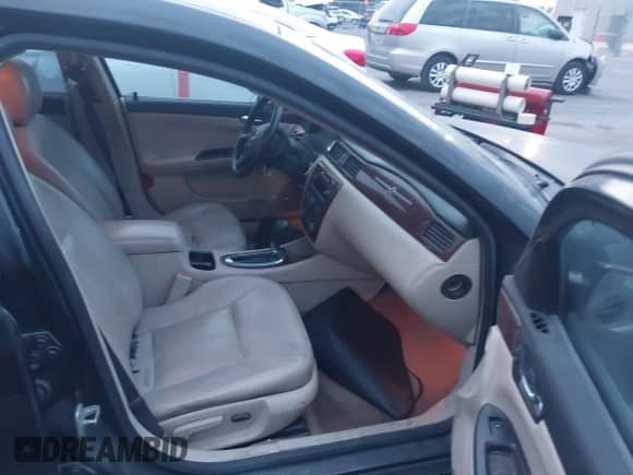2006 Chevrolet Impala SS с VIN 2G1WD58C269195620, выставлен на аукционе IAAI как лот 42953726 с пробегом 179 319 миль миль и . История ставок и продаж доступна на DreamBid. Изображение 5.