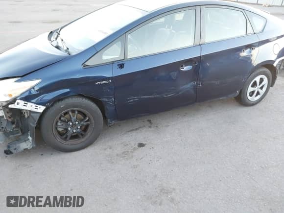 2014 Toyota Prius Four z VIN JTDKN3DU2E1813656, wystawiony jako IAAI lot #43526880 z przebiegiem 174 082 mil mil oraz . Historia ofert i sprzedaży dostępna na DreamBid. Obrazek 6.
