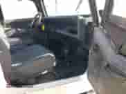 1992 Jeep Wrangler с VIN 2J4FY29S3NJ546994, выставлен на аукционе IAAI как лот 41765343 с пробегом 191 215 миль миль и . История ставок и продаж доступна на DreamBid. Изображение 5.