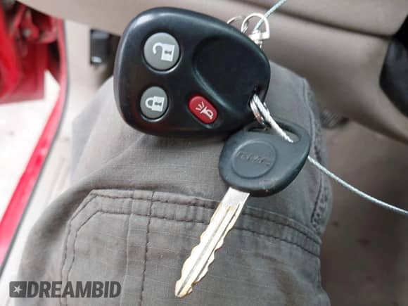 2005 GMC Sierra 1500 SLE с VIN 1GTEC19V25Z106194, выставлен на аукционе IAAI как лот 42120969 с пробегом 85 907 миль миль и . История ставок и продаж доступна на DreamBid. Изображение 11.
