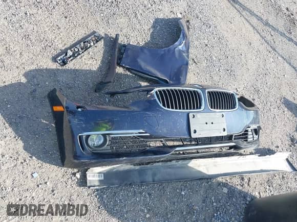 2014 BMW 3 Series 335i xDrive z VIN WBA3B9C54EP458476, wystawiony jako IAAI lot #42502548 z przebiegiem 190 991 mil mil oraz . Historia ofert i sprzedaży dostępna na DreamBid. Obrazek 12.