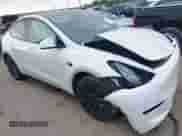 2023 Tesla Model Y Long Range с VIN 7SAYGDEE4PA044024, выставлен на аукционе IAAI как лот 43070806 с пробегом Не указан миль и . История ставок и продаж доступна на DreamBid. Изображение 1.