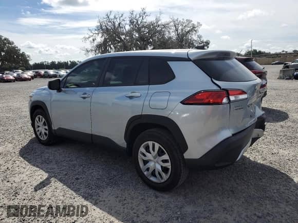 2022 Toyota Corolla Cross L z VIN 7MUAAAAG4NV028896, wystawiony jako Copart lot #81634255 z przebiegiem 38 929 mil mil oraz Szkoda całkowita • Salvage title. Historia ofert i sprzedaży dostępna na DreamBid. Obrazek 2.