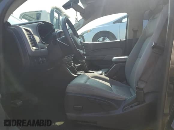 2017 Chevrolet Colorado 4WD WT с VIN 1GCGTBEN2H1199306, выставлен на аукционе Copart как лот 82155795 с пробегом 83 407 миль миль и Списание • Salvage title. История ставок и продаж доступна на DreamBid. Изображение 7.