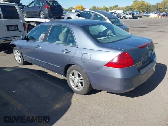 2007 Honda Accord EX с VIN 1HGCM56777A161258, выставлен на аукционе IAAI как лот 43515997 с пробегом 108 452 миль миль и . История ставок и продаж доступна на DreamBid. Изображение 3.