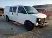 2006 Chevrolet Express Cargo z VIN 1GCGG25VX61220453, wystawiony jako Copart lot #72026125 z przebiegiem 219 173 mil mil oraz Szkoda całkowita • Salvage title. Historia ofert i sprzedaży dostępna na DreamBid. Obrazek 4.