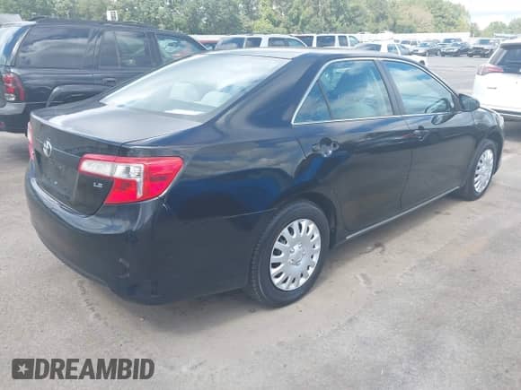 2013 Toyota Camry L с VIN 4T1BF1FK1DU204726, выставлен на аукционе IAAI как лот 43320351 с пробегом 252 427 миль миль и . История ставок и продаж доступна на DreamBid. Изображение 4.