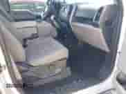 2018 Ford F-150 XLT z VIN 1FTEW1EG4JKD73029, wystawiony jako IAAI lot #43200359 z przebiegiem 72 883 mil mil oraz . Historia ofert i sprzedaży dostępna na DreamBid. Obrazek 5.