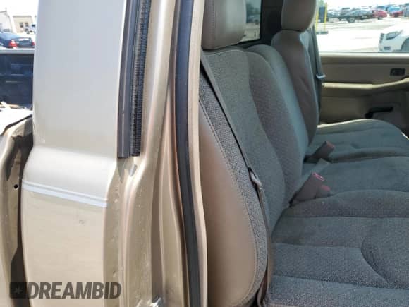 2004 GMC Sierra 1500 Work Truck with VIN 1GTEC14XX4Z350344, listed as a Copart auction lot 59860845 with 238,809 mi miles and Salvage title. Bid and sale history available at DreamBid. Image 10.