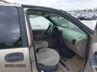 1999 Chevrolet Venture с VIN 1GNDX03EXXD109001, выставлен на аукционе IAAI как лот 42035729 с пробегом 178 667 миль миль и . История ставок и продаж доступна на DreamBid. Изображение 5.