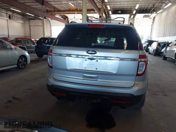 2012 Ford Explorer XLT z VIN 1FMHK7D8XCGA94630, wystawiony jako IAAI lot #42661026 z przebiegiem 213 140 mil mil oraz . Historia ofert i sprzedaży dostępna na DreamBid. Obrazek 16.