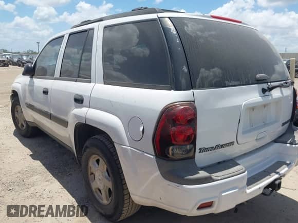 2003 Chevrolet TrailBlazer LS с VIN 1GNDS13S832349180, выставлен на аукционе IAAI как лот 42563102 с пробегом 243 627 миль миль и . История ставок и продаж доступна на DreamBid. Изображение 3.