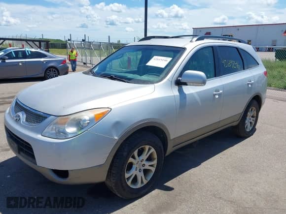 2011 Hyundai Veracruz GLS с VIN KM8NUDCC1BU170592, выставлен на аукционе IAAI как лот 42619246 с пробегом 202 070 миль миль и . История ставок и продаж доступна на DreamBid. Изображение 2.