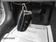 2015 Hyundai Genesis 3.8L с VIN KMHGN4JE2FU101085, выставлен на аукционе IAAI как лот 42312927 с пробегом 28 615 миль миль и . История ставок и продаж доступна на DreamBid. Изображение 11.