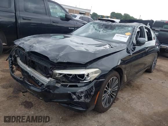 2019 BMW 5 Series 530e с VIN WBAJA9C50KB393600, выставлен на аукционе IAAI как лот 42741908 с пробегом Не указан миль и . История ставок и продаж доступна на DreamBid. Изображение 2.