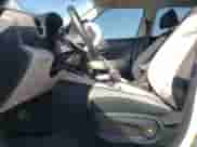 2022 Hyundai Venue SEL with VIN KMHRC8A32NU176601, listed as a Copart auction lot 61307403 with 8,175 mi miles and . Bid and sale history available at DreamBid. Image 7.