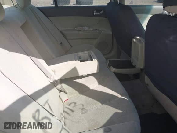 2007 Hyundai Sonata SE с VIN 5NPEU46F37H159248, выставлен на аукционе IAAI как лот 43221447 с пробегом Не указан миль и . История ставок и продаж доступна на DreamBid. Изображение 8.