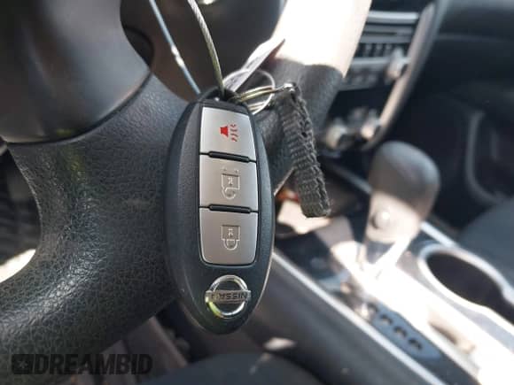 2017 Nissan Pathfinder Platinum with VIN 5N1DR2MM9HC692782, listed as a IAAI auction lot 43409488 with 131,775 mi miles and . Bid and sale history available at DreamBid. Image 11.