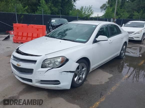 2010 Chevrolet Malibu 1LT с VIN 1G1ZC5EB6AF297482, выставлен на аукционе IAAI как лот 42080096 с пробегом 161 138 миль миль и . История ставок и продаж доступна на DreamBid. Изображение 2.