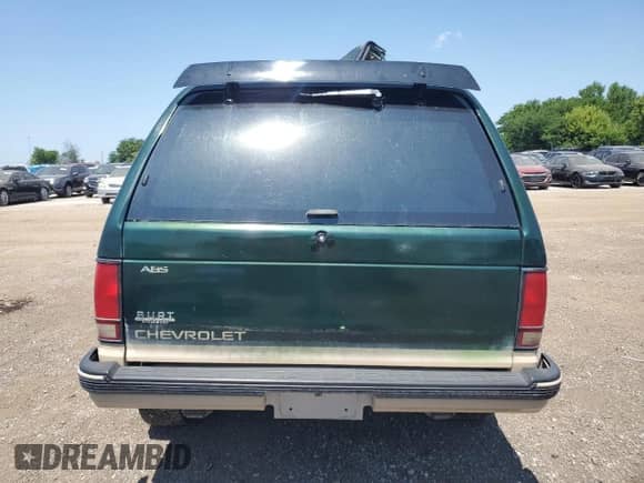 1992 Chevrolet Blazer с VIN 1GNDT13W3N2182424, выставлен на аукционе Copart как лот 63021045 с пробегом Не указан миль и На запчасти • Non repairable. История ставок и продаж доступна на DreamBid. Изображение 6.