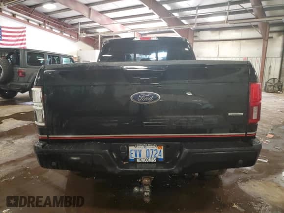 2018 Ford F-150 XL с VIN 1FTFW1EG7JFA39624, выставлен на аукционе Copart как лот 70581055 с пробегом Не указан миль и Чистый • Clean title. История ставок и продаж доступна на DreamBid. Изображение 6.