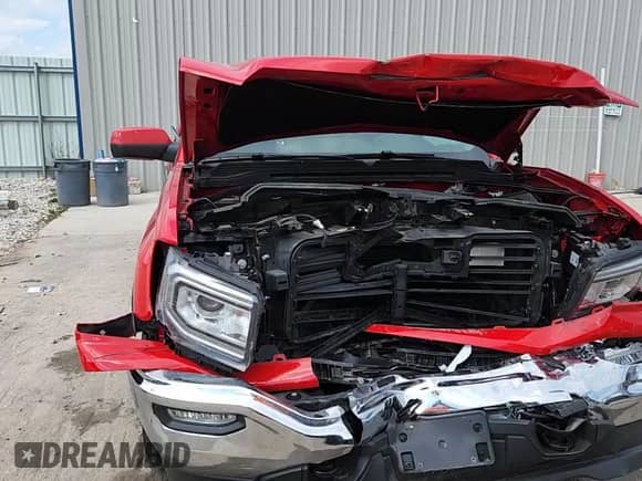 2018 GMC Sierra 1500 SLE z VIN 1GTV2MEC2JZ297182, wystawiony jako Copart lot #71278245 z przebiegiem 44 465 mil mil oraz Nie do naprawy • Non repairable. Historia ofert i sprzedaży dostępna na DreamBid. Obrazek 13.