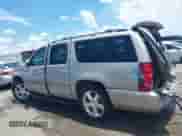 2007 Chevrolet Suburban LT с VIN 1GNFC16J57J167022, выставлен на аукционе IAAI как лот 42794670 с пробегом Не указан миль и . История ставок и продаж доступна на DreamBid. Изображение 14.